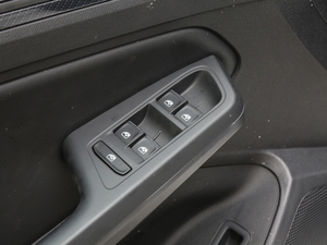 2019款280TSI DSG豪华版 国V 主驾车窗控制区	