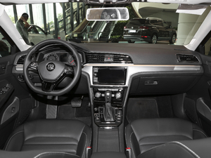 2019款280TSI DSG舒适版 国VI 内饰全景