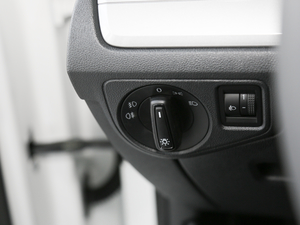 2019230TSI DSGҕҰ VI п؅^