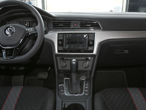 2019款230TSI DSG视野版 国VI 中控台