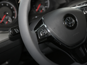2019款230TSI DSG视野版 国VI 中控区