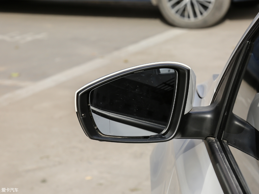 2018ɣ{Ƽ{ 1.5L ԄLа