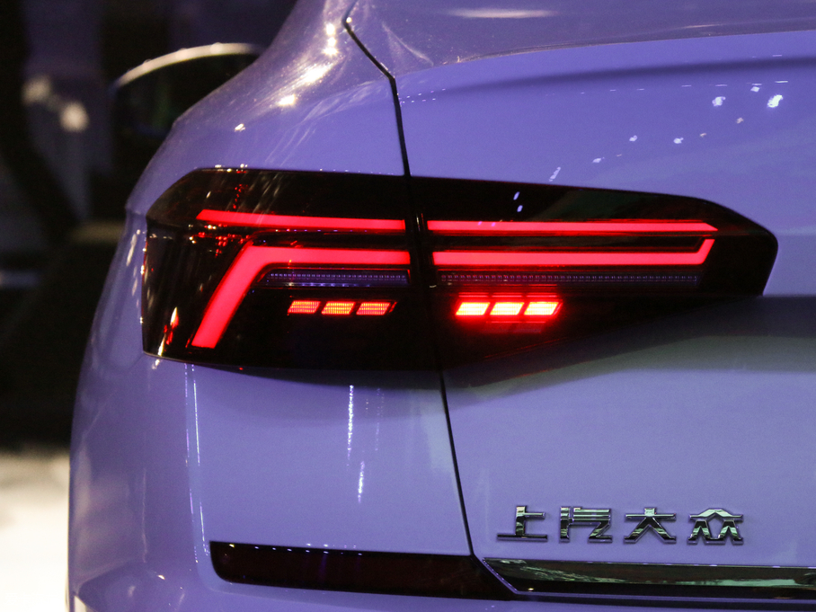 2019�����_������Դ 430PHEV ���(d��ng)���A��