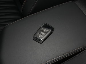 2019430PHEV ӺA ܇耳