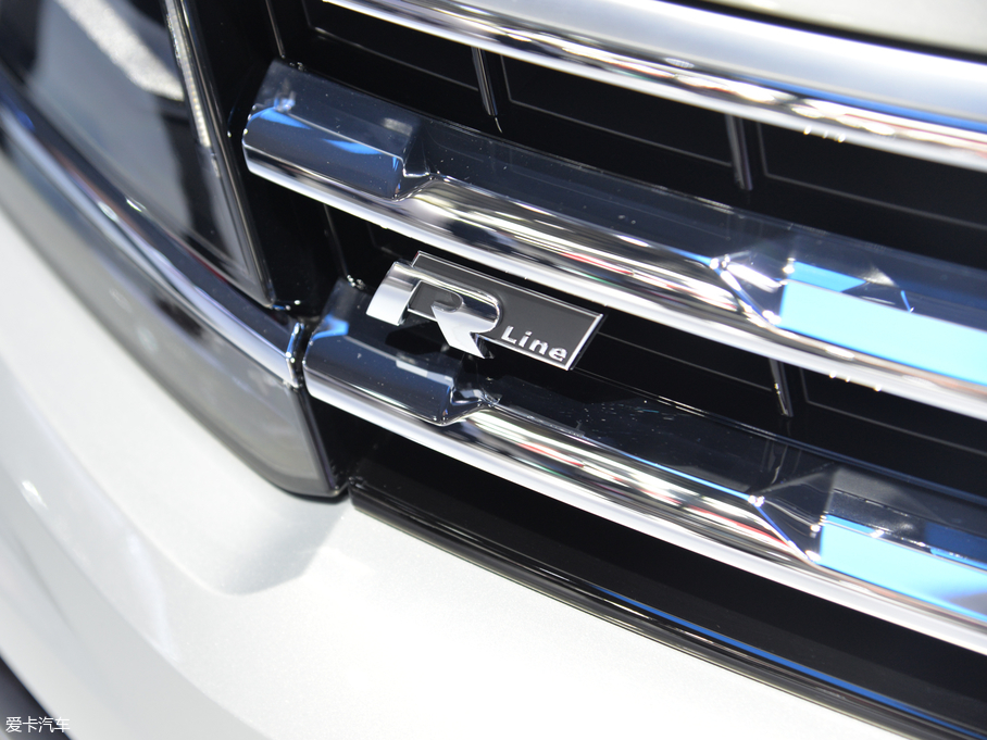 2019;^L 380TSI Ş R-Line