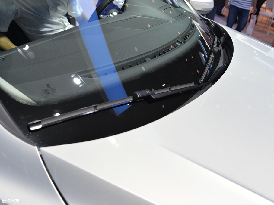 2019��;�^L 380TSI ��������Ş�� R-Line