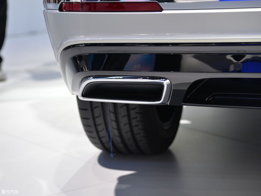 2019;^L 380TSI (q)Ş R-Line