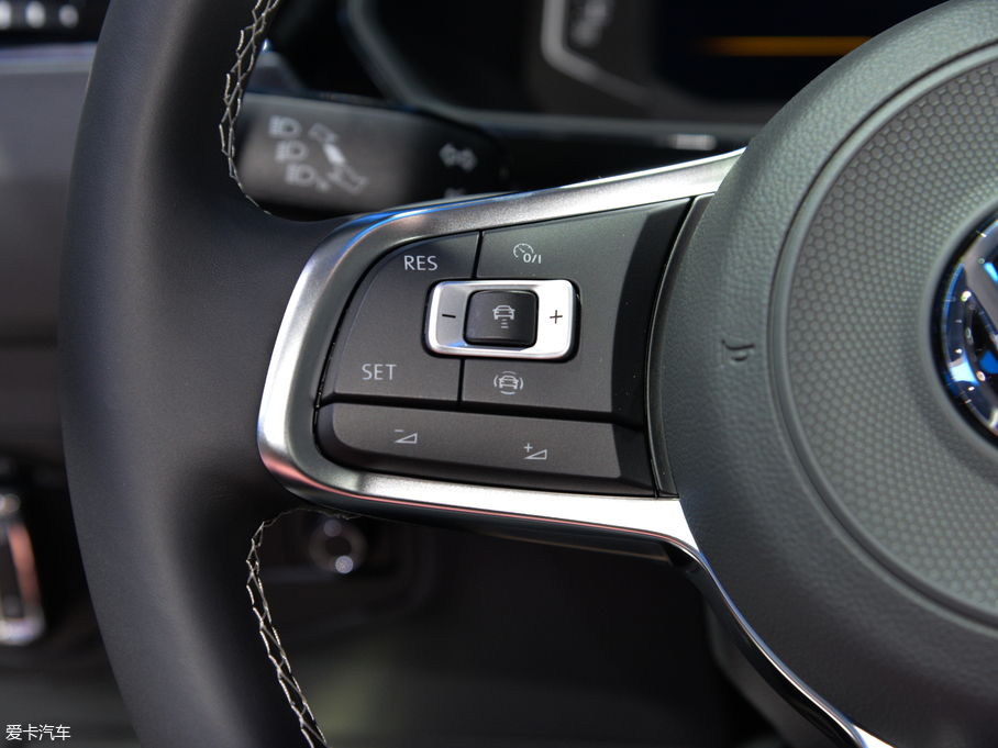 2019��;�^L 380TSI ��������Ş�� R-Line