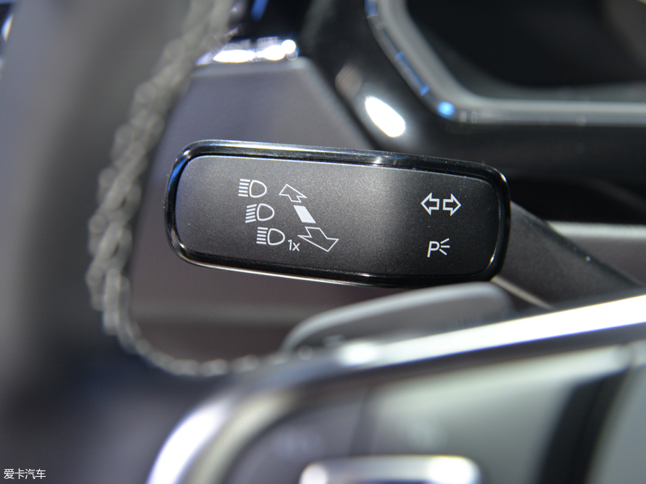 2019;^L 380TSI Ş R-Line