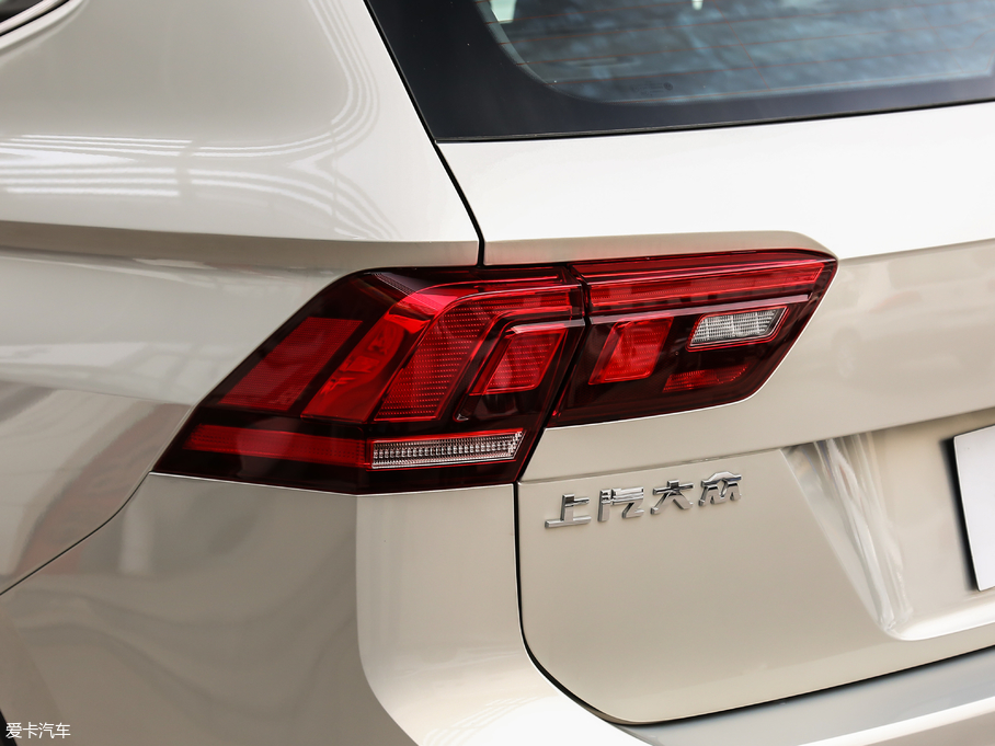 2019;^L 330TSI ǄӺA