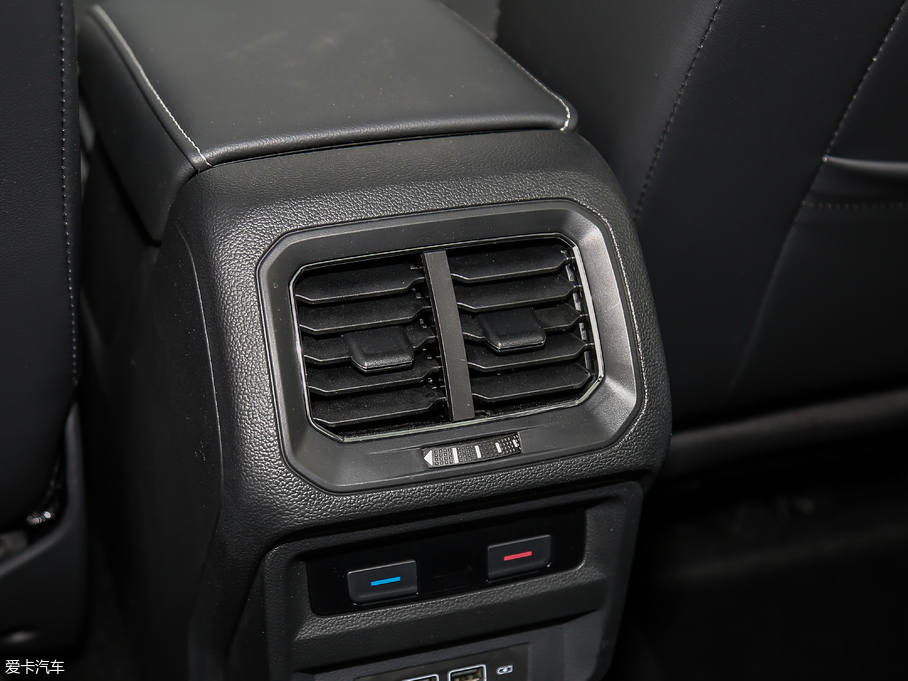 2019;^L 330TSI ǄӺA