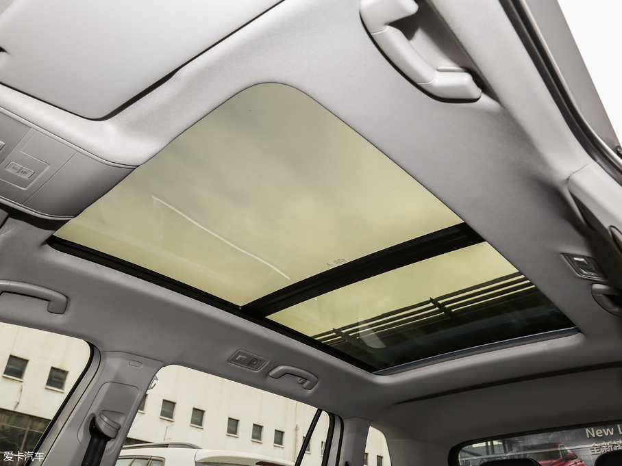 2019;^L 330TSI ǄӺA