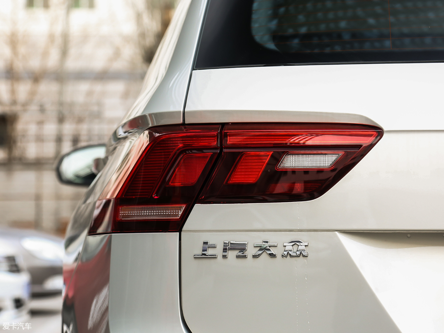 2019��;�^L 330TSI ȫ�����m��