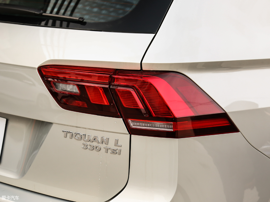 2019��;�^L 330TSI ȫ�����m��