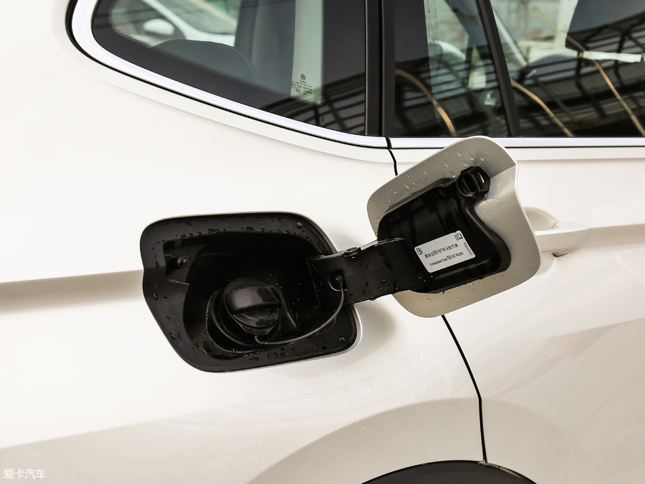 2019��;�^L 330TSI ȫ�����m��