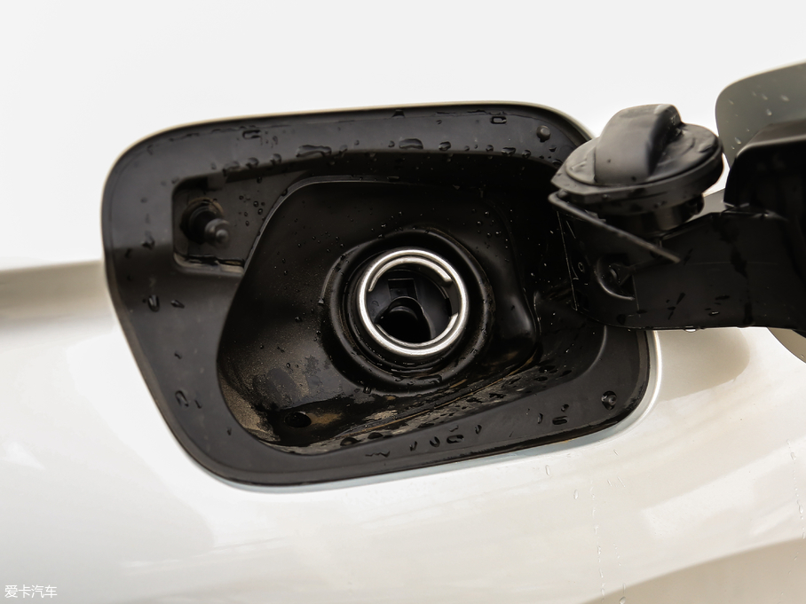 2019��;�^L 330TSI ȫ�����m��