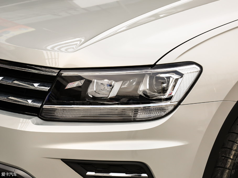 2019��;�^L 330TSI ȫ�����m��