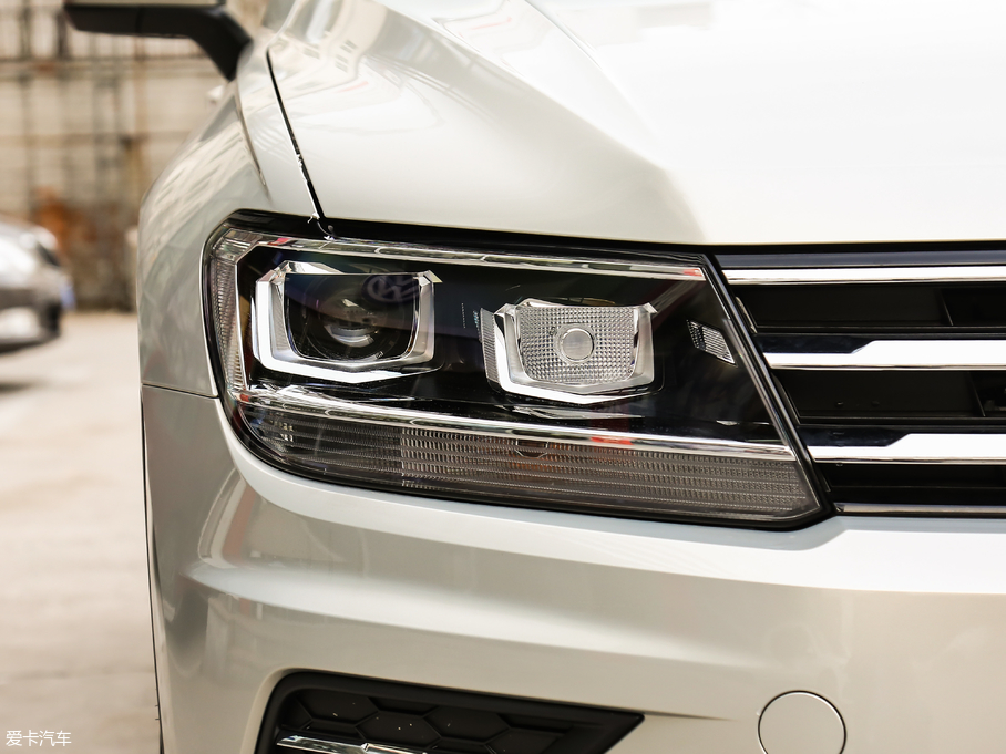 2019��;�^L 330TSI ȫ�����m��