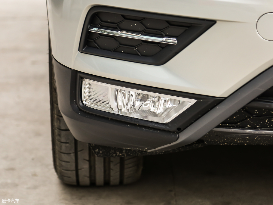 2019��;�^L 330TSI ȫ�����m��