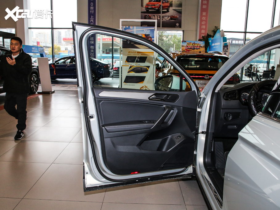 2019;^L 380TSI ǄӺA 7