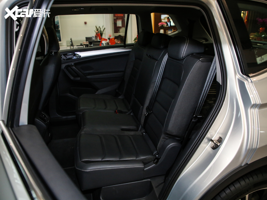 2019��;�^L 380TSI ����ǄӺ��A�� 7��