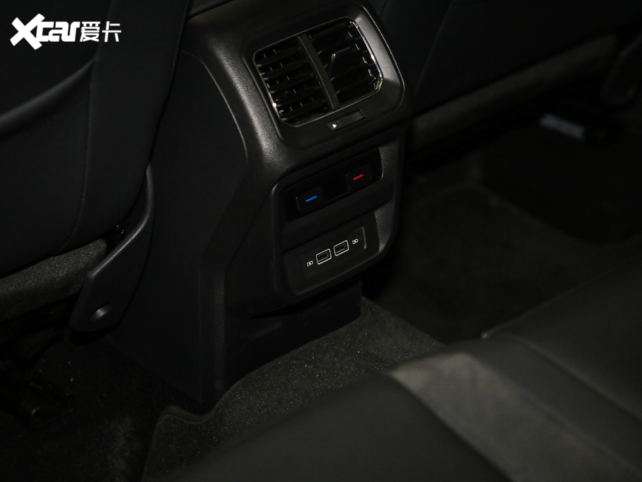 2019;^L 380TSI (q)ǄӺA 7