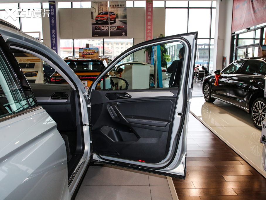 2019;^L 380TSI ǄӺA 7