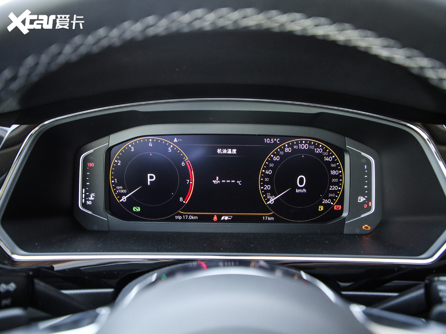 2019;^L Ŀ 330TSI Ş R-Line