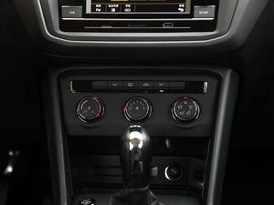 2019330TSI L(fng)а {(dio){(dio)(ji)