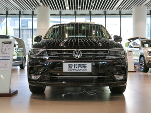 2019款330TSI 旗舰版 R-Line 正前