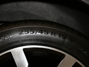 2019330TSI Ş R-Line ݆̥ߴ