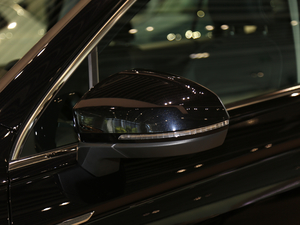 2019330TSI Ş R-Line (ji)^