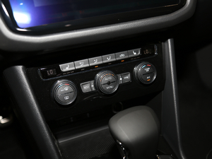 2019330TSI Ş R-Line п؅^