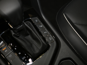 2019330TSI Ş R-Line п؅^