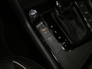 2019330TSI Ş R-Line п؅^