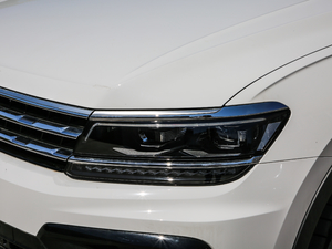 2019Ŀ 330TSI Ş R-Line (x)(ji)^