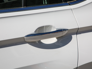 2019Ŀ 330TSI Ş R-Line (x)(ji)^