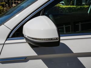 2019Ŀ 330TSI Ş R-Line (x)(ji)^