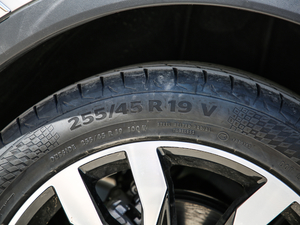 2019Ŀ 330TSI Ş R-Line ݆̥ߴ