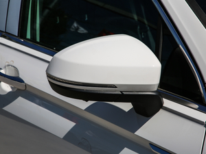 2019Ŀ 330TSI Ş R-Line (x)(ji)^