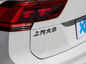 2019Ŀ 330TSI Ş R-Line ^