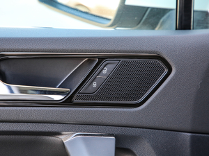 2019Ŀ 330TSI Ş R-Line g