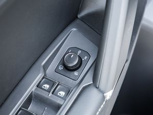 2019Ŀ 330TSI Ş R-Line g