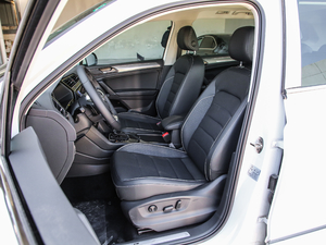 2019Ŀ 330TSI Ş R-Line {