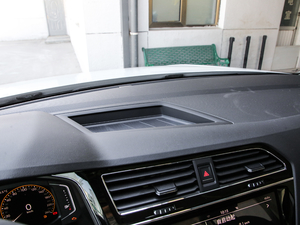 2019Ŀ 330TSI Ş R-Line g