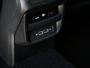 2019Ŀ 330TSI Ş R-Line g