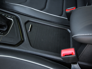 2019Ŀ 330TSI Ş R-Line п؅^