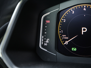 2019Ŀ 330TSI Ş R-Line п؅^(q)