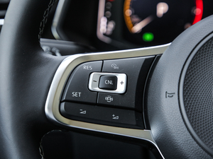 2019Ŀ 330TSI Ş R-Line п؅^(q)