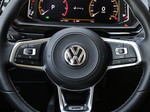 2019Ŀ 330TSI Ş R-Line п؅^(q)